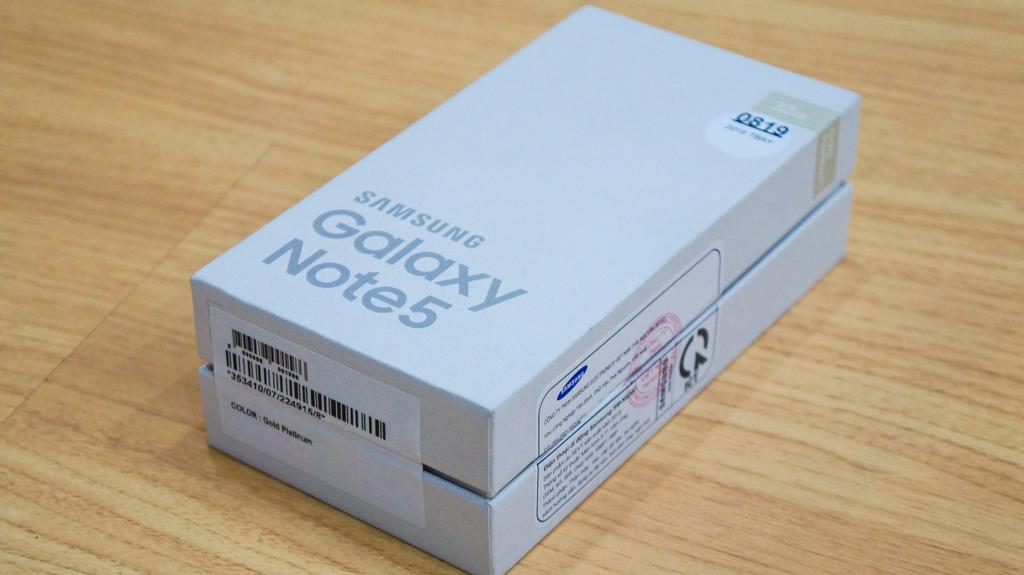 Mở hộp Galaxy Note 5