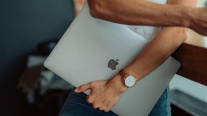 Sinh viên có nên mua MacBook? Lợi ích của việc sử dụng MacBook.