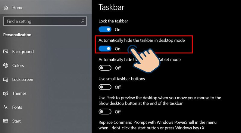 Gạt công tắc Automatically hide the taskbar in desktop mode sang On.