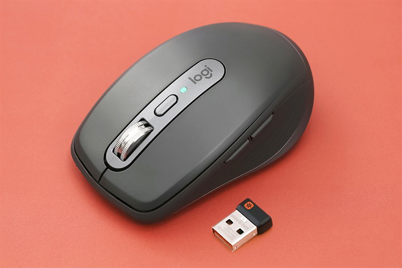 alt text: Logitech MX Anywhere 3