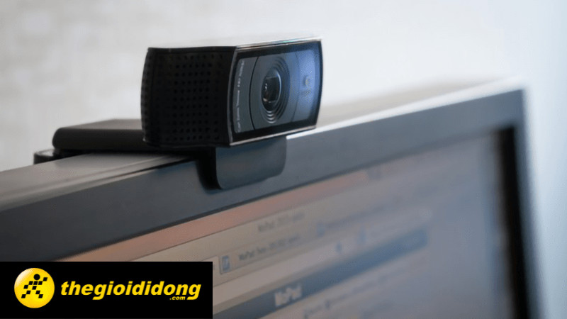 Cách lắp đặt webcam cho PC