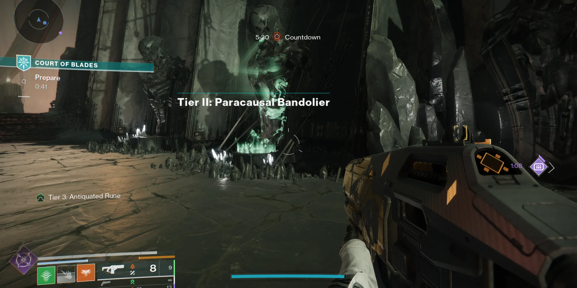 Các tượng Hive chứa Armament có thể mua bằng Rune trong Court of Blades