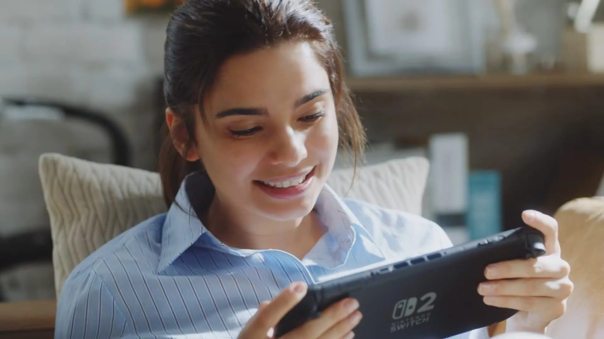 Chế độ cầm tay (portable mode) của máy chơi game Nintendo Switch 2