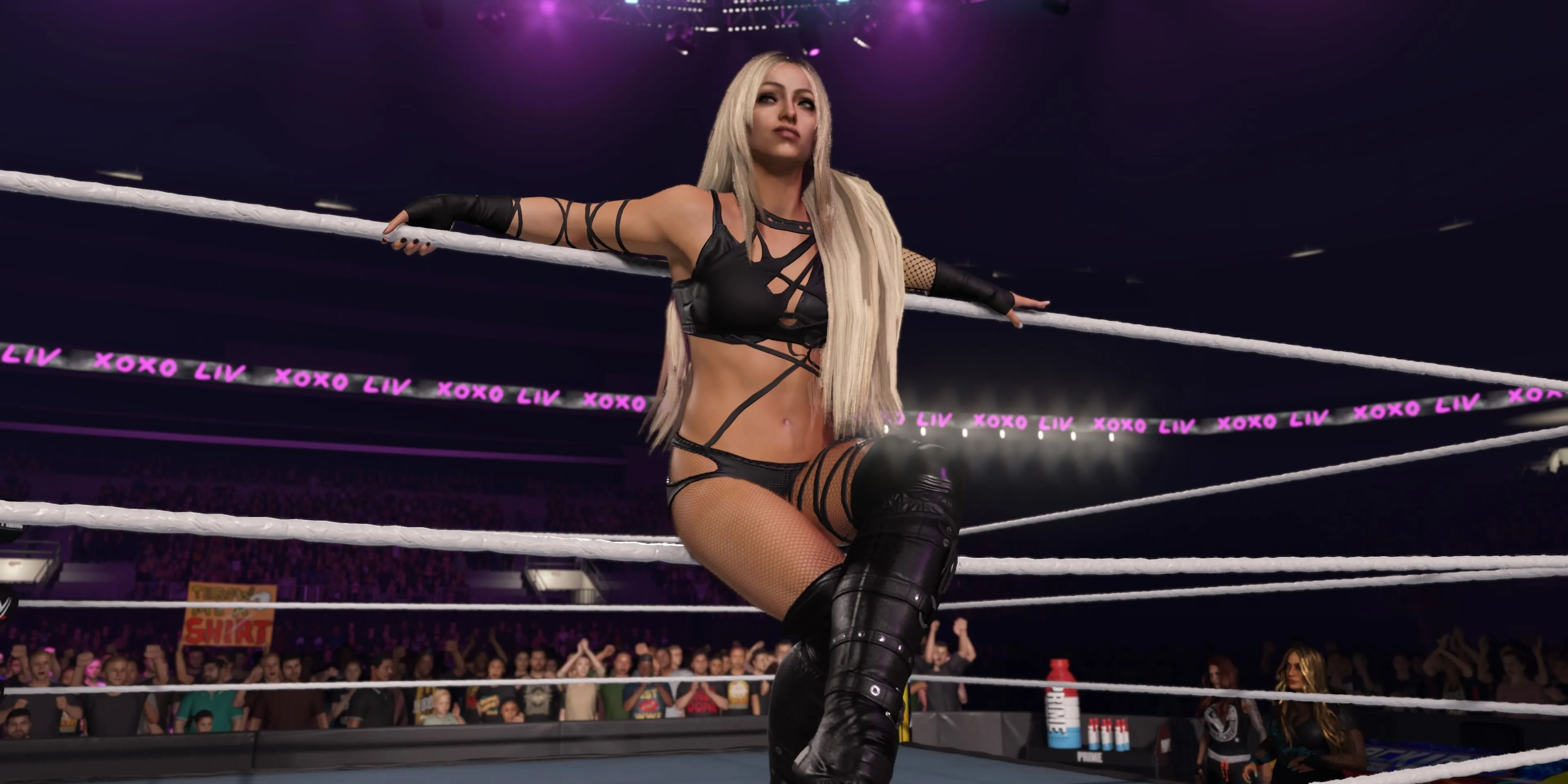 Liv Morgan với trang phục thay thế cá tính trong WWE 2K25