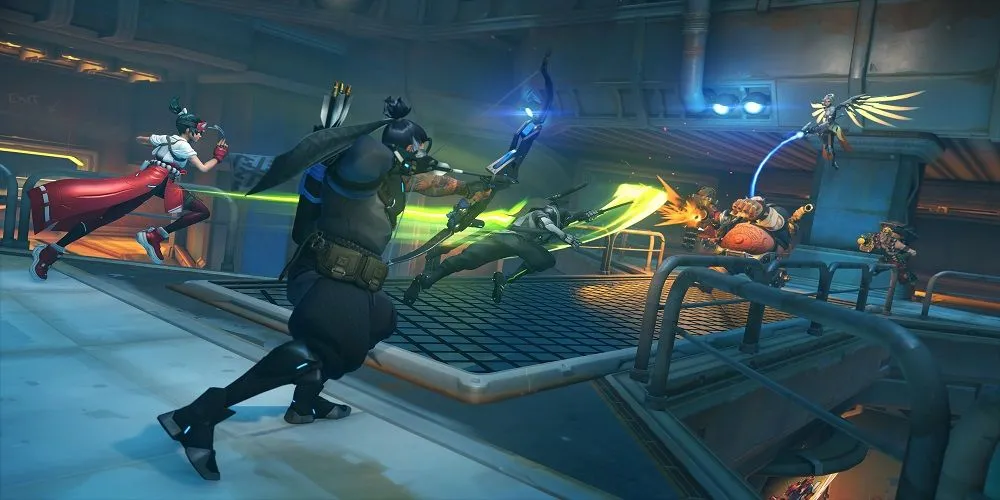 Người chơi Overwatch 2 giao tranh trên bản đồ New Junk City, minh họa gameplay cốt lõi của game.