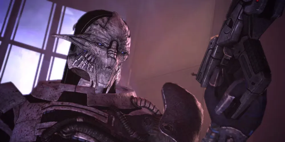 Saren Arterius, phản diện chính trong Mass Effect, trong một trận chiến trùm không mấy đặc sắc