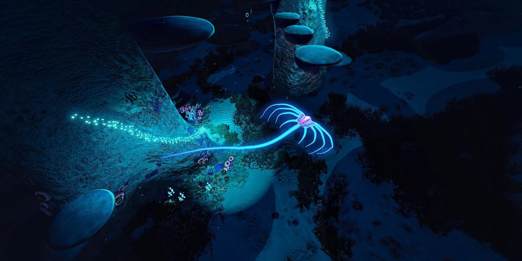 Sinh vật phát sáng dưới đáy biển sâu trong game sinh tồn Subnautica