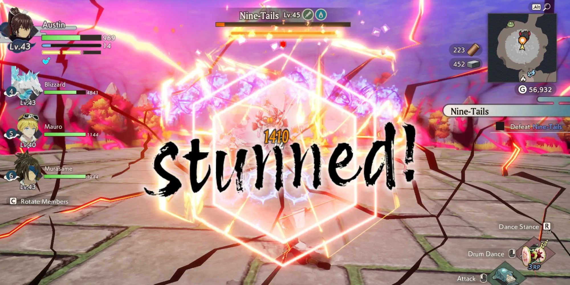 Boss Cửu Vĩ Hồ (Nine-Tails) đang bị choáng trong trận chiến trong Rune Factory Guardians of Azuma